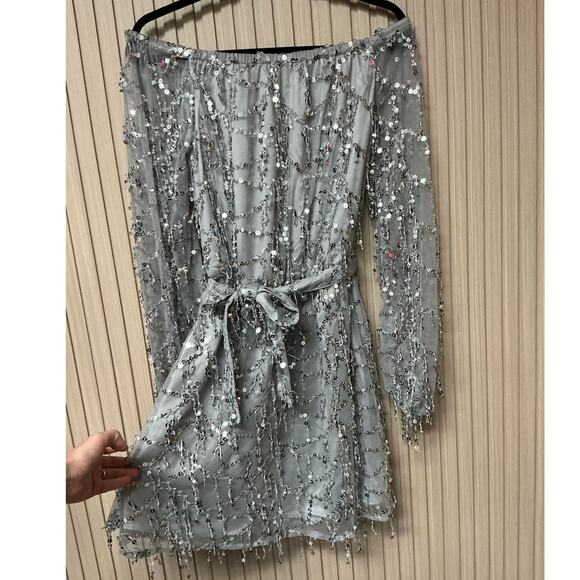 Miss Holly Minx Silver Bodycon Dress Size L - Picture 2 of 7